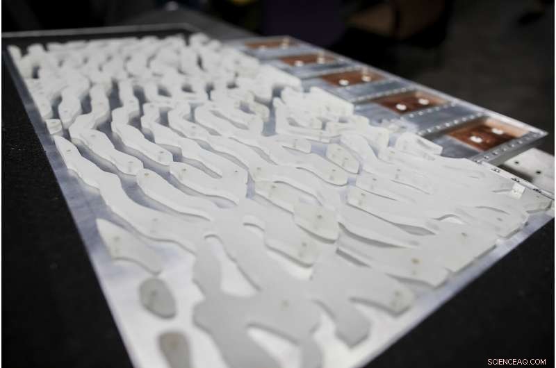 Penn Engineers Showcase Metamaterial Device Capable of Solving Integral Equations