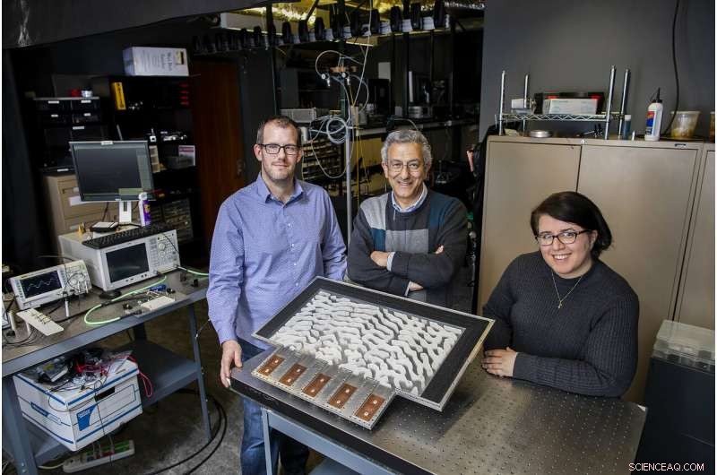 Penn Engineers Showcase Metamaterial Device Capable of Solving Integral Equations