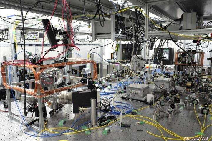 High‑Efficiency All‑Fiber System Enables Robust Coupling of Distant Atoms