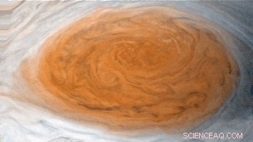 Australian vortex research confirms a 70‑year‑old turbulence theory