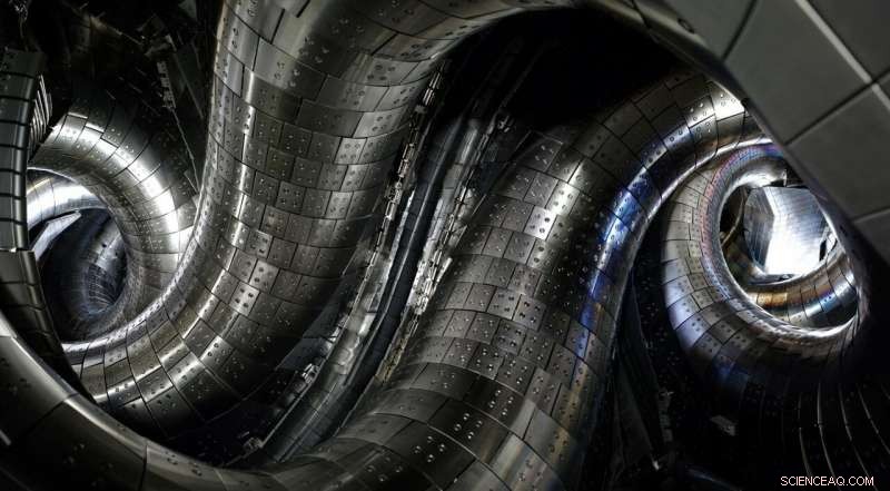 Alpha Particle Confinement Achieved in Helical Fusion Plasmas