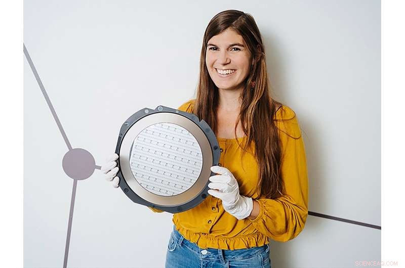 Infineon Leads Quantum Computing Revolution: Making Quantum Computers Portable