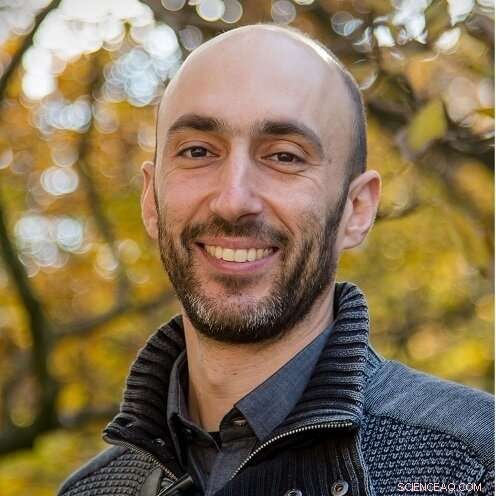 Scientists Convert Non‑Magnetic Metal into Permanent Magnet Using Laser Light