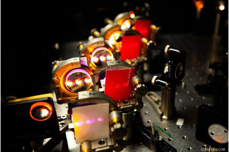 New Ultra-Fast Technique Enables Observation of Radiation Damage in 10⁻¹⁵ Seconds