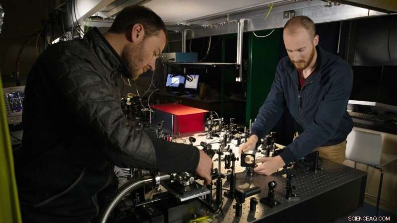 Revolutionary Ultra‑Sensitive Light Detector Uses Microscopic Drums