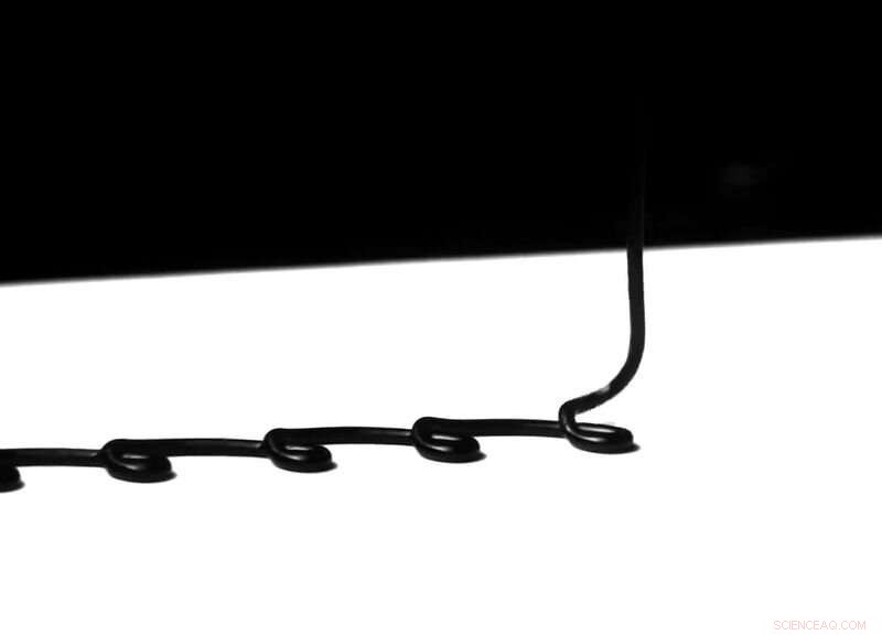 Scientists Decode the Physics Behind Jackson Pollock s Signature Paint-Pouring Technique