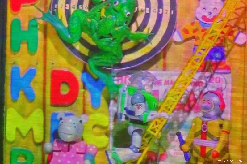 Revolutionary Printer Produces Ultra-Realistic, Colorful 3D Holograms