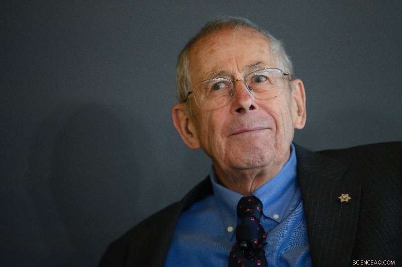 Renowned Cosmologists Question the Big Bang Theory