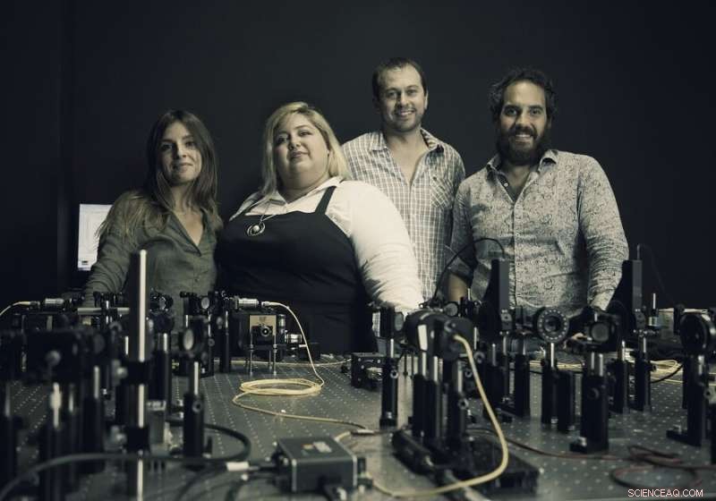 Quantum Light Enhances Sensitivity of Real-Time Biological Measurements