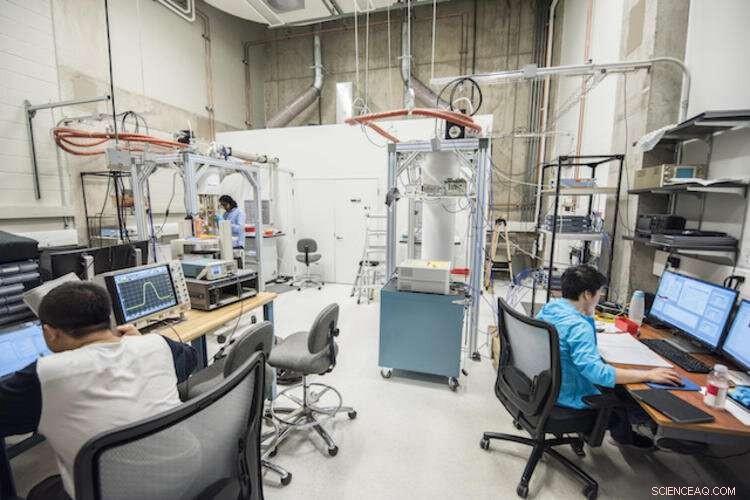 University of Waterloo Scientists Achieve First Triple Photon Splitting