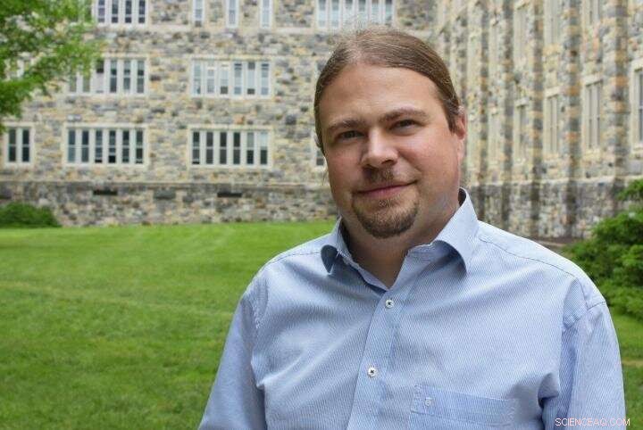 Antineutrino Detectors: A New Tool for Strengthening Nuclear Nonproliferation