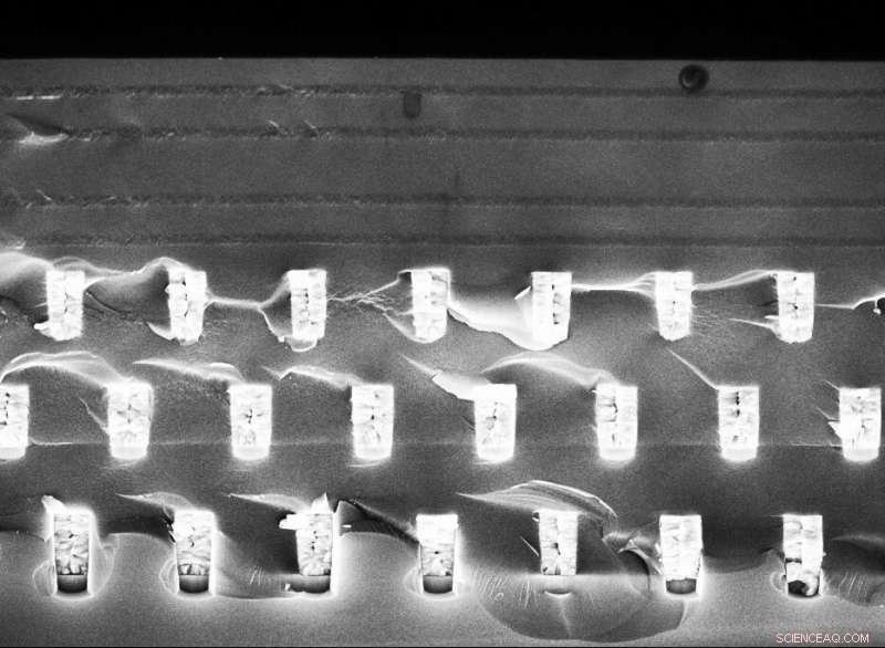 New Super‑Planckian Material Emits LED‑Like Light When Heated