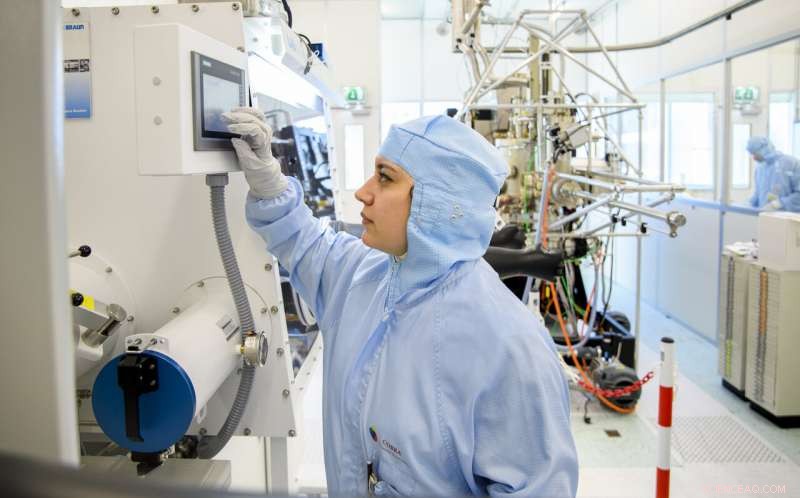 Scientists Unveil Revolutionary Light-Emitting Silicon