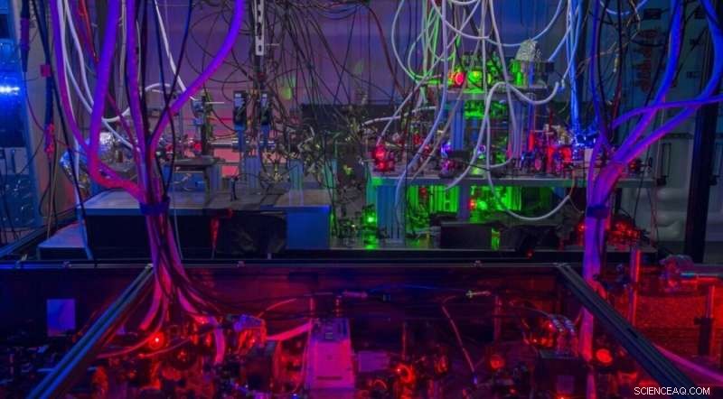 Quantum Gases Show Remarkable Heat Resilience