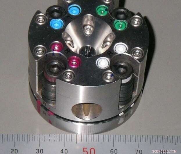 Accurate Determination of Liquid Iron Density in Earth s Outer Core Conditions