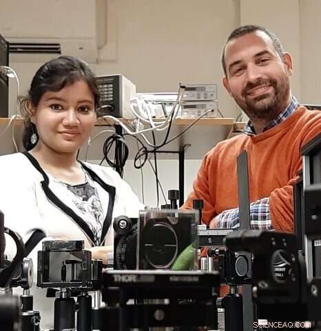 Ultra‑Fast Magnetic Switching: New Material May Revolutionize Fiber‑Optic Communications