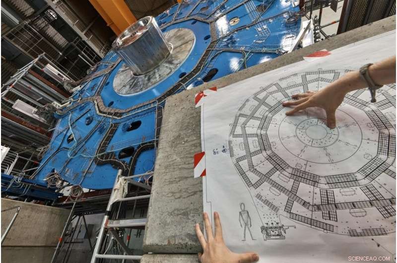 Leveraging Particle Physics Techniques for Quantum Computing Advancements