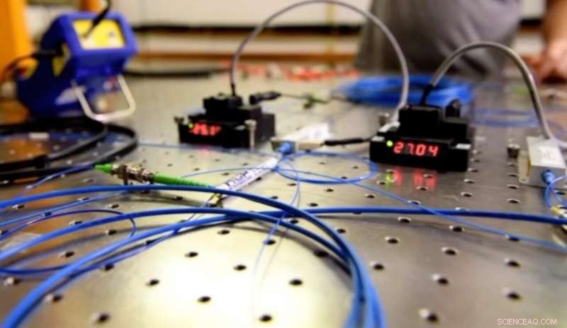 Scientists Demonstrate Reliable, High-Fidelity Quantum Teleportation Over Extended Distances