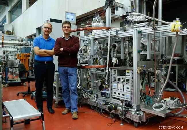 First-Ever Imaging of Quantum Wave in Helium Dimer Achieves Breakthrough