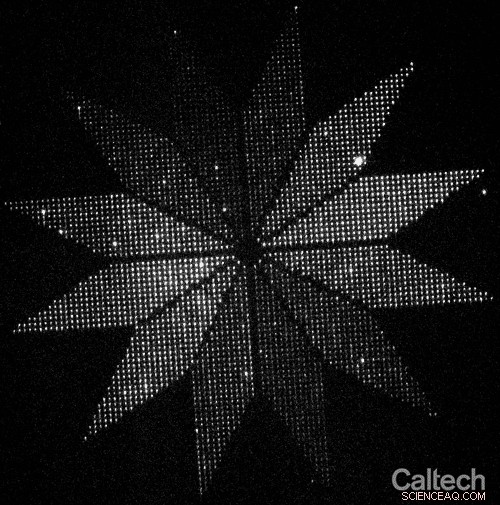 Engineers Precisely Position Nanoscale Devices to Detect Light Polarization