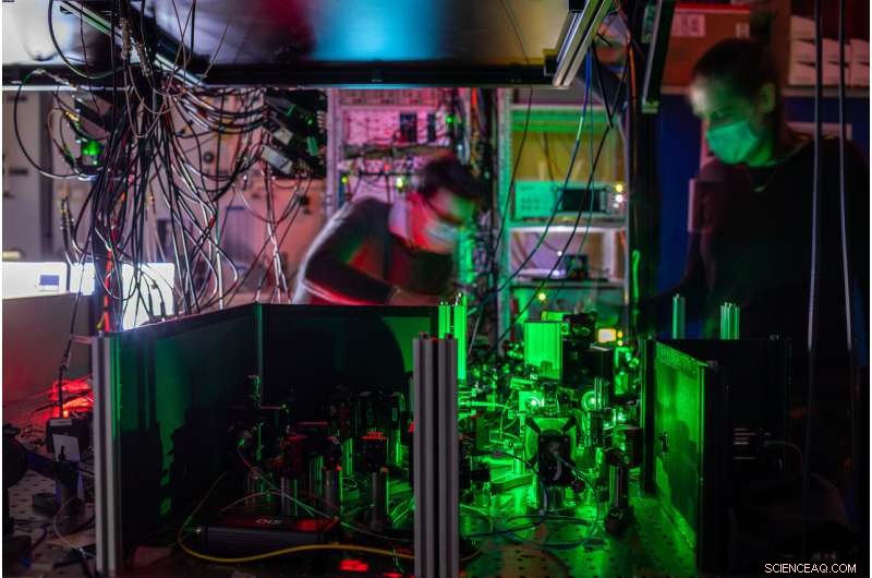 Pioneering Entanglement‑Based Quantum Network Achieved by QuTech Researchers