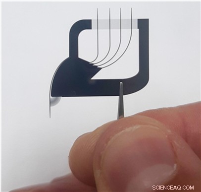 Silicon Multiplexer Chip Drives Next‑Gen Communications