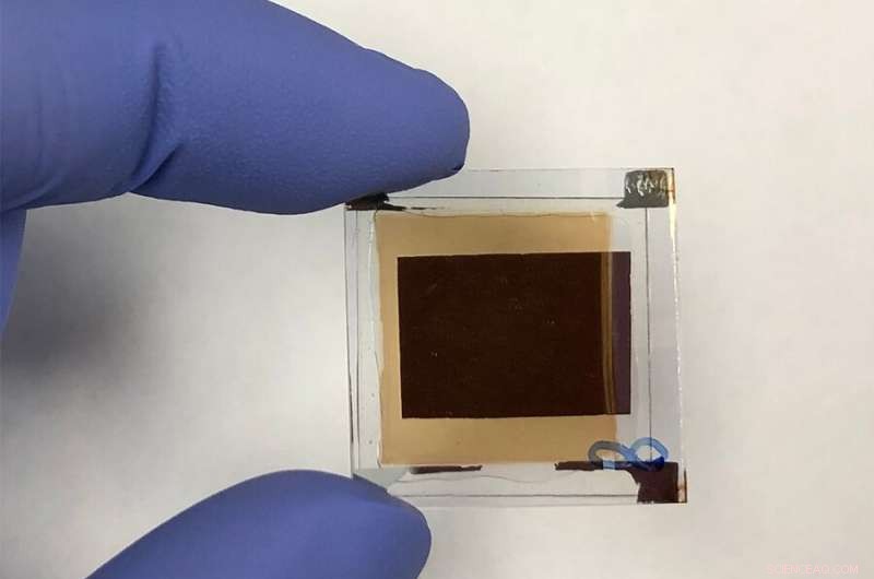 Thin, Large-Area Infrared Imaging Device Captures Detailed Images