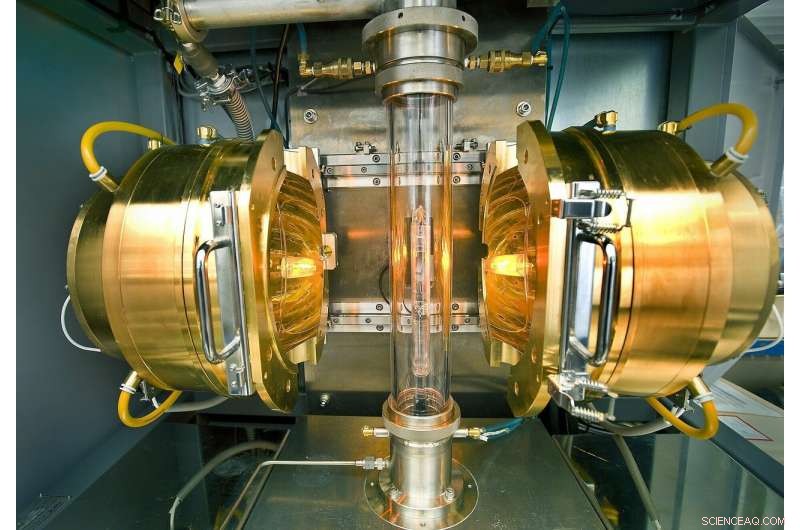 Revolutionary Quantum Theory Unveils New Mechanism for Superconductivity