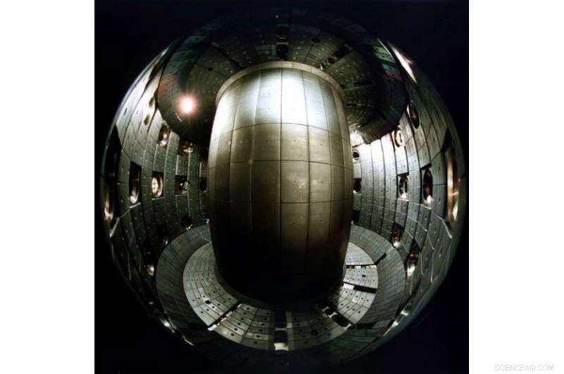 Negative Triangularity: A Strategic Advantage for Tokamak Fusion Reactors