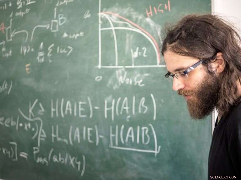 Advanced Quantum Transmission Protocol Boosts Data Rates and Resists Interference