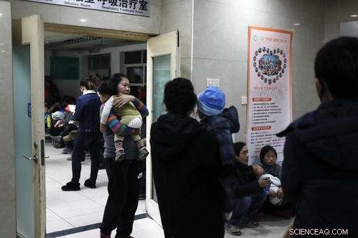 North China Cities Combat Smog: Factories Shut, Car Use Capped (Update)