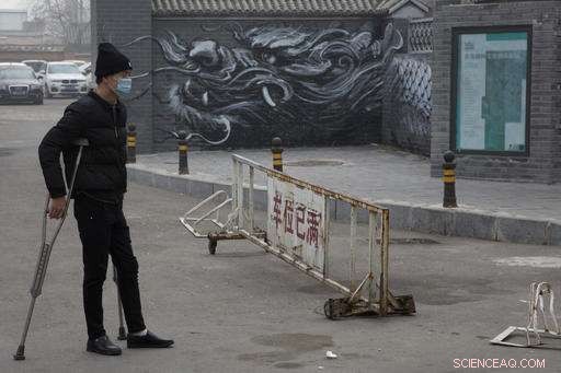 Heavy Smog Over China Forces Flight Cancellations and Road Closures