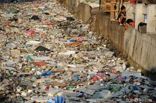 Major Multinationals Commit to Tackling Ocean Plastic Pollution