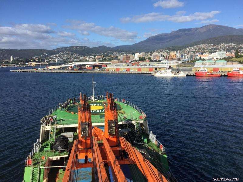 ACE Expedition Concludes First Leg Around Antarctica, Arrives in Hobart