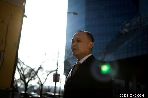 Human Rights Lawyers Challenge China’s Smog Crisis in Court