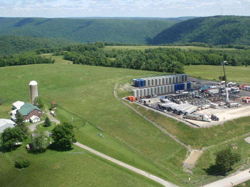 Landowners Can Reduce Fracking and Mining on Their Property—New Analysis Reveals Regulation-Free Strategies