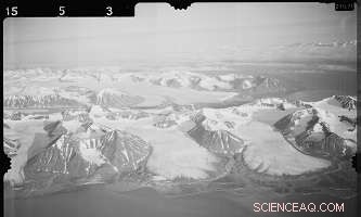 Study Shows How Historic Aerial Images Track Glacier Changes