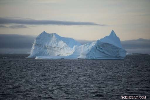 Microplastics from Textiles and Tires Threaten Ocean Health – Key Findings