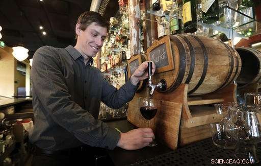 Washington Achieves Record Wine Grape Harvest in 2016