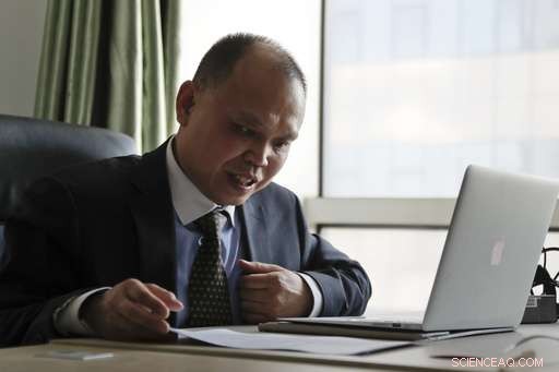 Chinese Lawyers File Lawsuit Against Authorities Over Persistent Smog Crisis