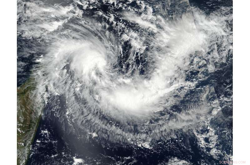 Suomi NPP Satellite Captures Formation of Tropical Storm Enawo