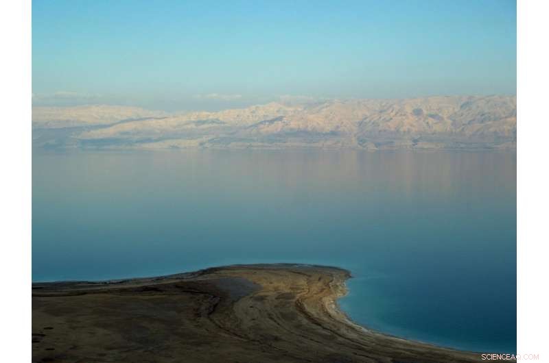 Dead Sea Reveals Alarming Drought Signals Beneath Its Surface
