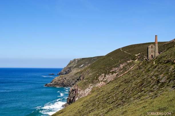 Scientists Discover Minerals Formed Only by Human Activity