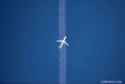 Climate‑Driven Jet Stream Shifts Amplify Droughts and Floods, Study Finds