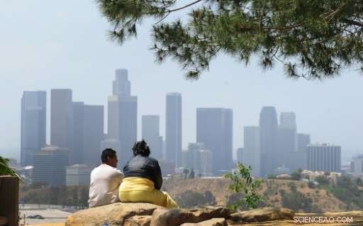 California Readies for Legal Battle Against Trump Administration Over Climate Policies