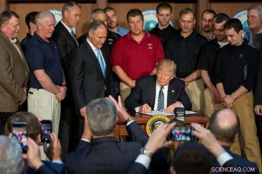 US Environmental Groups Seek Court Order to Stop New Coal Mining on Public Lands