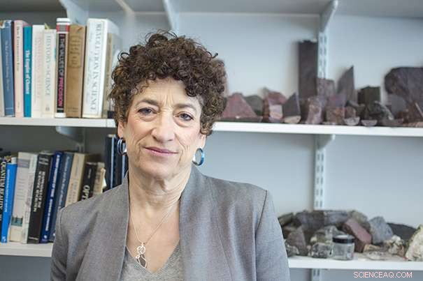 Professor Oreskes Urges Scientists to Speak Out on Climate Change