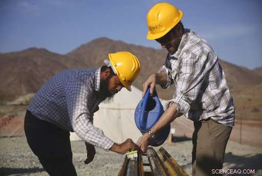 Scientists Pursue Climate‑Change Breakthrough in Oman’s Hills