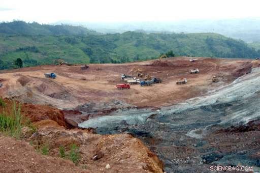 Philippine Minister Bans $8 Billion New Open-Pit Mines to Protect Environment