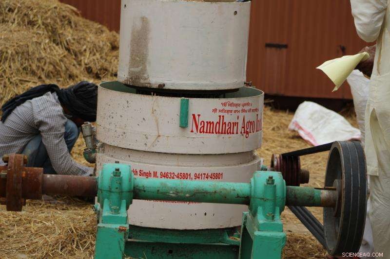 Transforming India’s Agricultural Waste into Clean Bio‑Energy Pellets